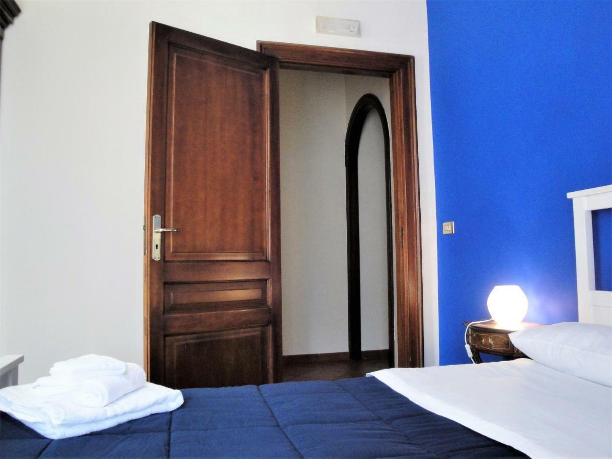 נאפולי Umberto I Holiday House מראה חיצוני תמונה